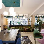Jo An Palace Hotel 4*