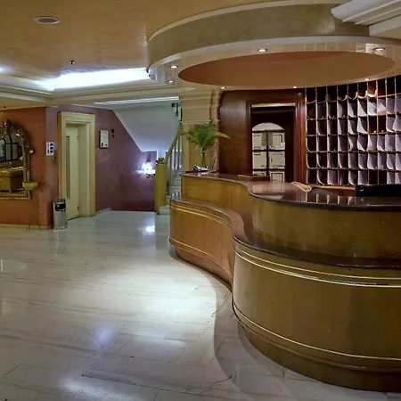 乔恩宫酒店 酒店